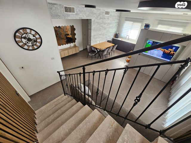 גג/ פנטהאוז