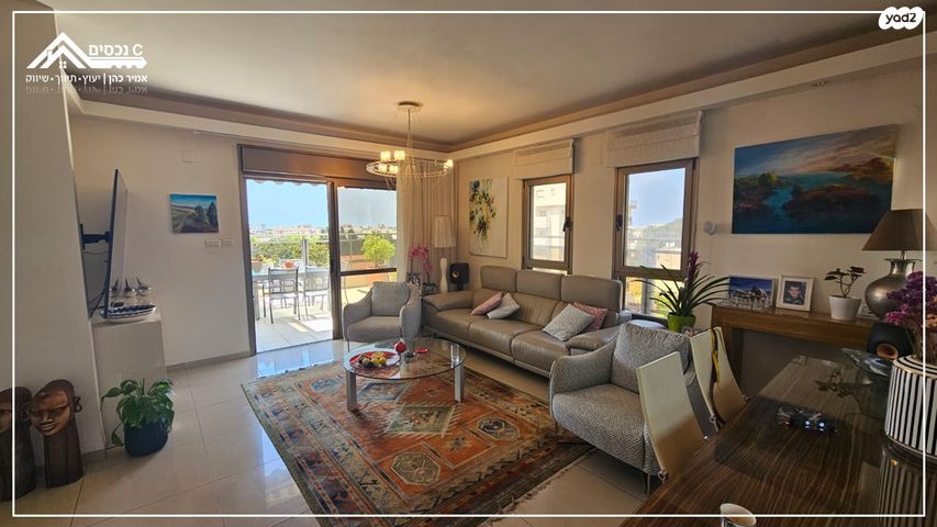 גג/ פנטהאוז