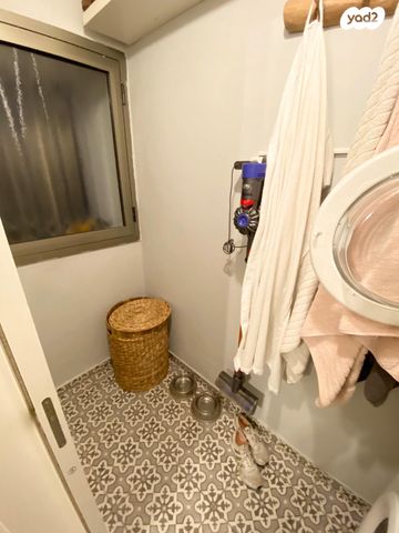 דירה, הל"ה, הל"ה, גבעתיים