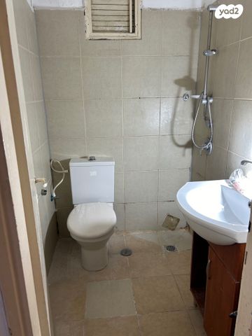 דירה, עמיחי, גיורא, רמלה