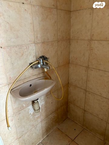 דירה, סירקין, שוק תלפיות, חיפה