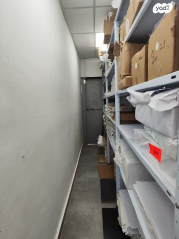 חנויות/ שטח מסחרי, המסגר 56, מונטיפיורי, הרכבת, תל אביב יפו