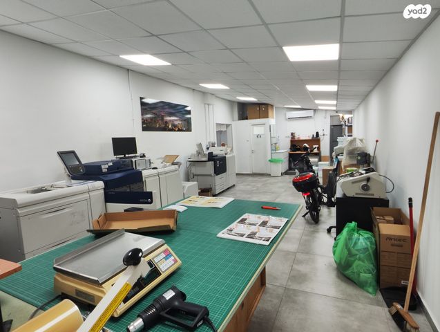 חנויות/ שטח מסחרי, המסגר 56, מונטיפיורי, הרכבת, תל אביב יפו