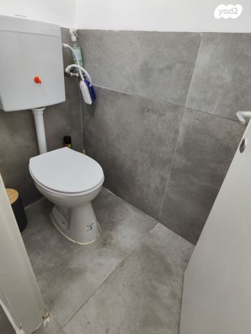 חנויות/ שטח מסחרי, המסגר 56, מונטיפיורי, הרכבת, תל אביב יפו