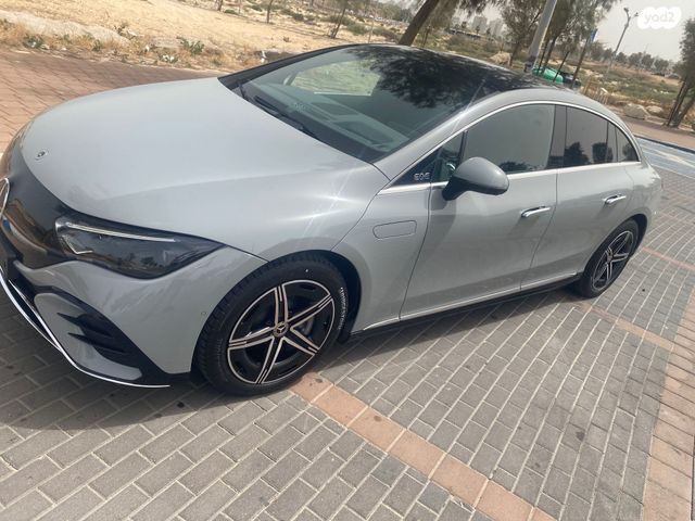 מודעת רכב מרצדס-בנץ EQE