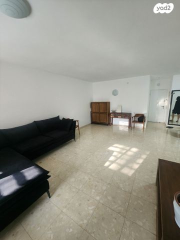 דירה, מרדכי גור 22, רמת פולג, נתניה