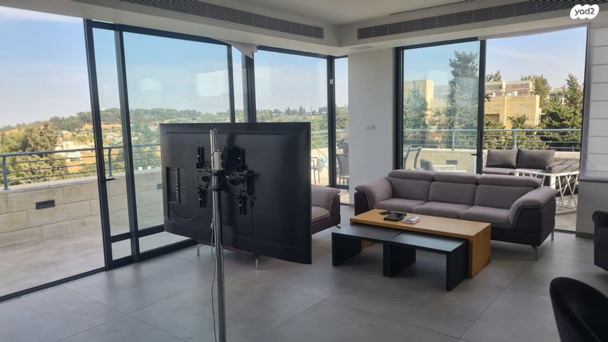 גג/ פנטהאוז, ארנונה, ירושלים