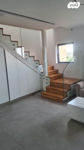 גג/ פנטהאוז, גיחון, גבעת חנניה, אבו תור, ירושלים