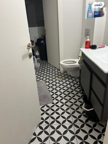 דירה, גדעון האוזנר, רמות הרכס, באר שבע