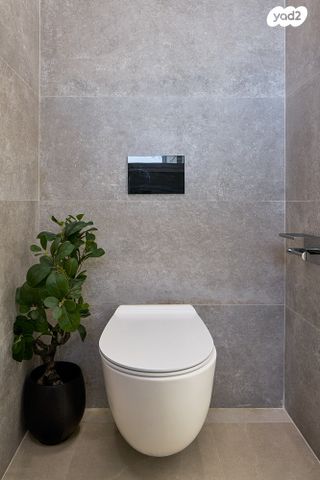 דירה, ניסים אלוני, תל אביב יפו