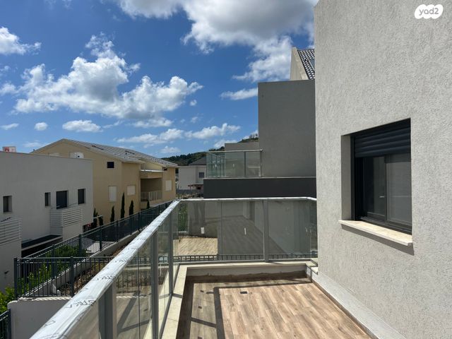 בית פרטי/ קוטג', עץ המשאלות, שלומי