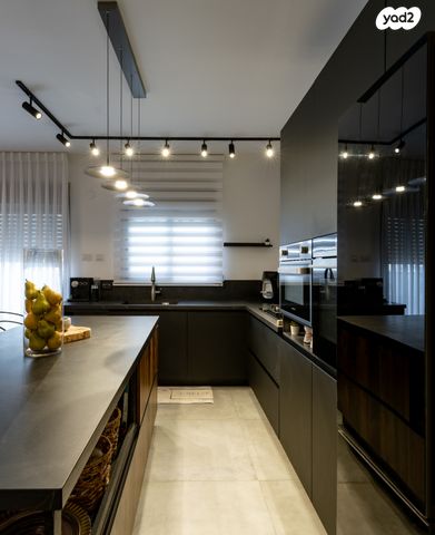 דירה, מצדה, מעלות תרשיחא