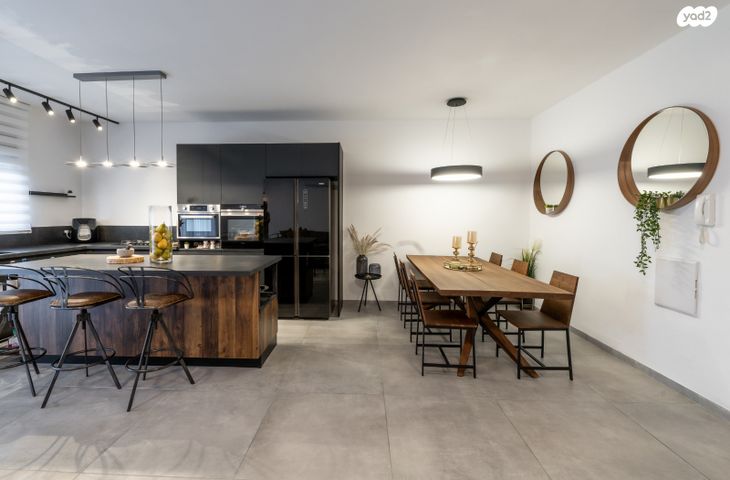 דירה, מצדה, מעלות תרשיחא