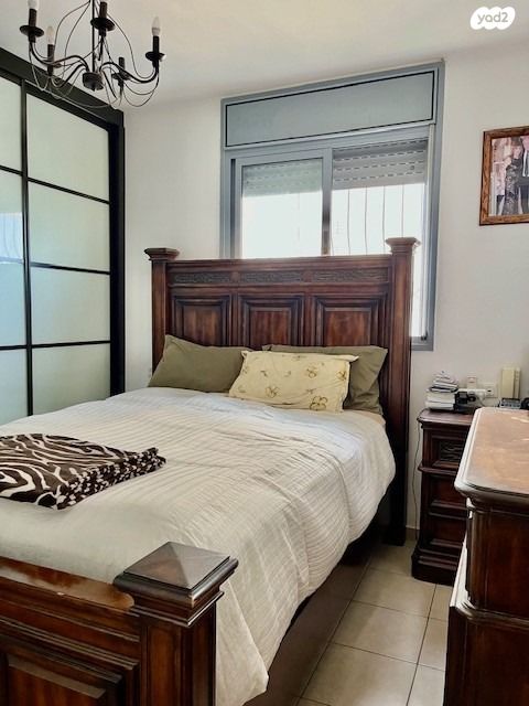 דירה, קרית אונו