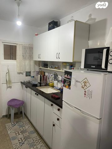 קיבוץ גלויות 61