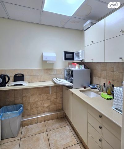 משרדים, לוד