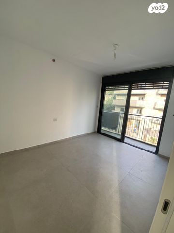 דירה, דוד שמעוני, גבעת הורדים, רסקו, ירושלים