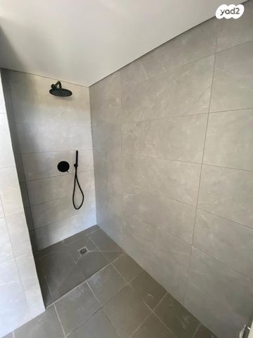 דירה, דוד שמעוני, גבעת הורדים, רסקו, ירושלים