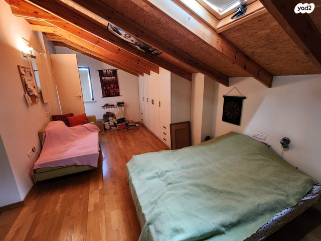 דו משפחתי, אהרון רבינוביץ', קרית היובל, ירושלים