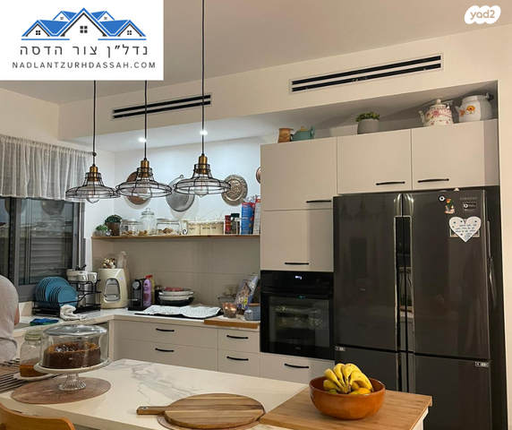 גג/ פנטהאוז, צור הדסה