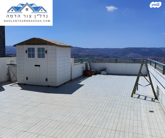 גג/ פנטהאוז, צור הדסה