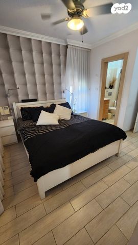 גג/ פנטהאוז, האלוף אהרון יריב, קרית אילון, חולון