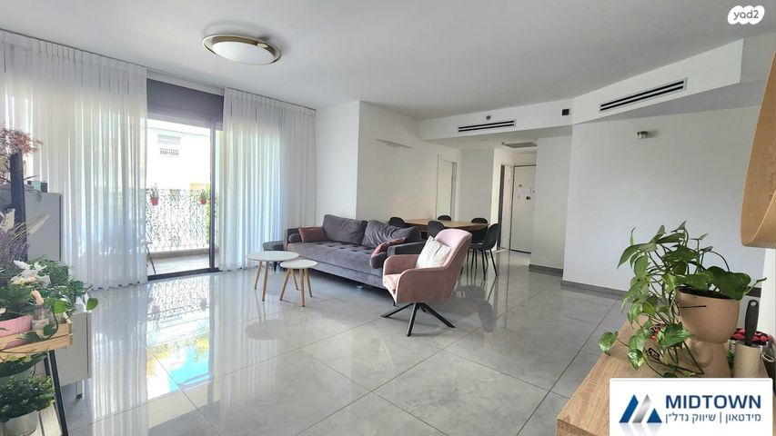 דירה, אגרון 17, כפר סבא