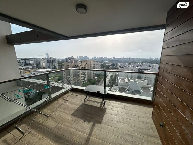 דירה, אבן עזרא, הרצליה