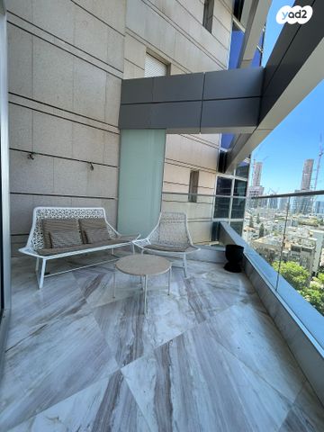 דירה, ניסים אלוני, תל אביב יפו