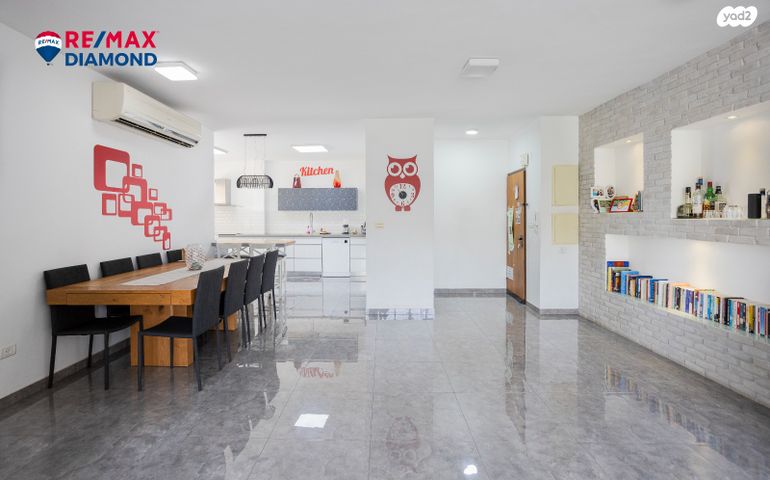 דירה, אוסישקין 3, הדר, רמת השרון