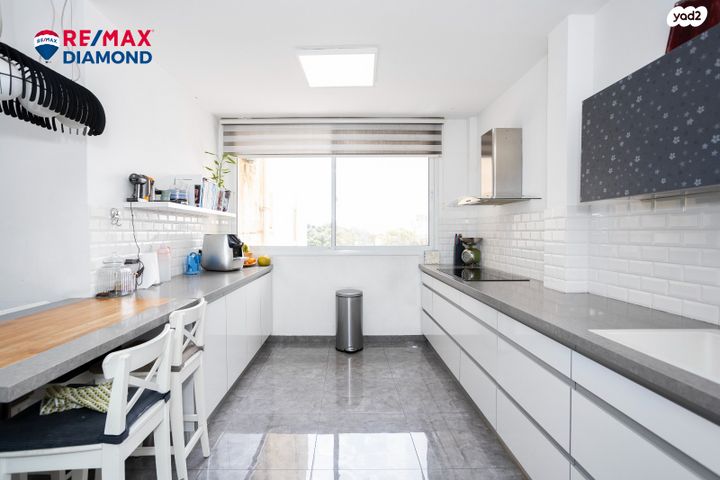 דירה, אוסישקין 3, הדר, רמת השרון