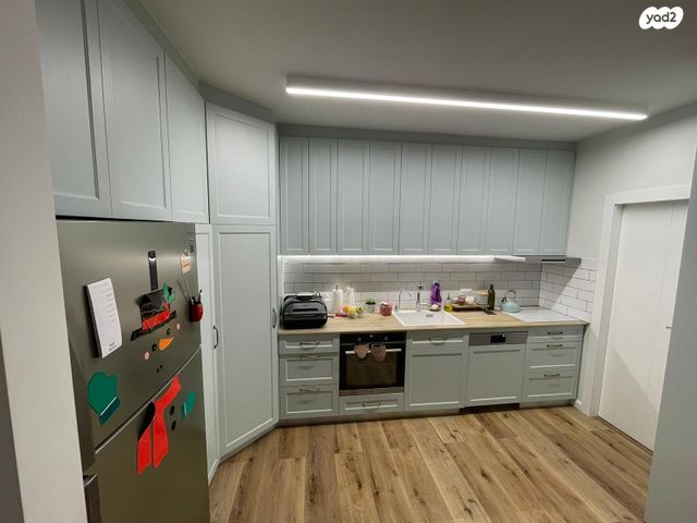 דירה, הצופים, נעורים, ראשון לציון