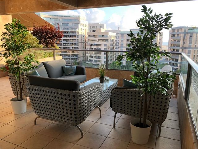 הגוש הגדול, רמת אביב החדשה, נופי ים