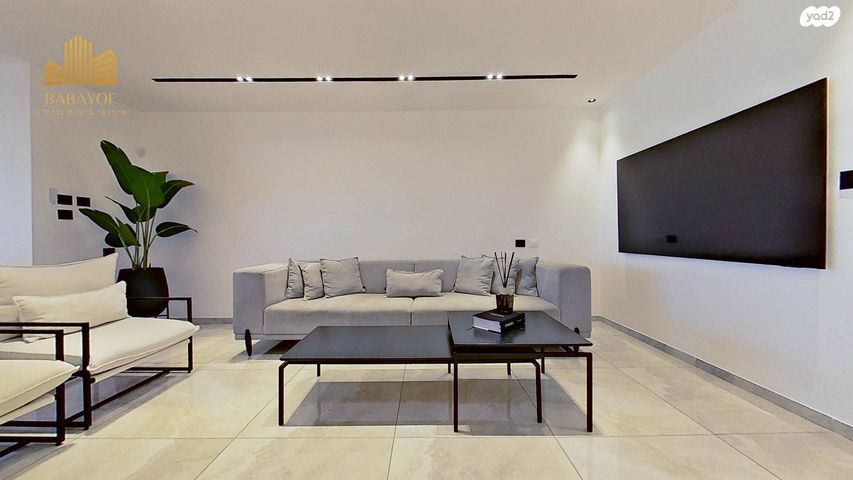 דירת גן, עמנואל זיסמן, חומת שמואל, הר חומה, ירושלים