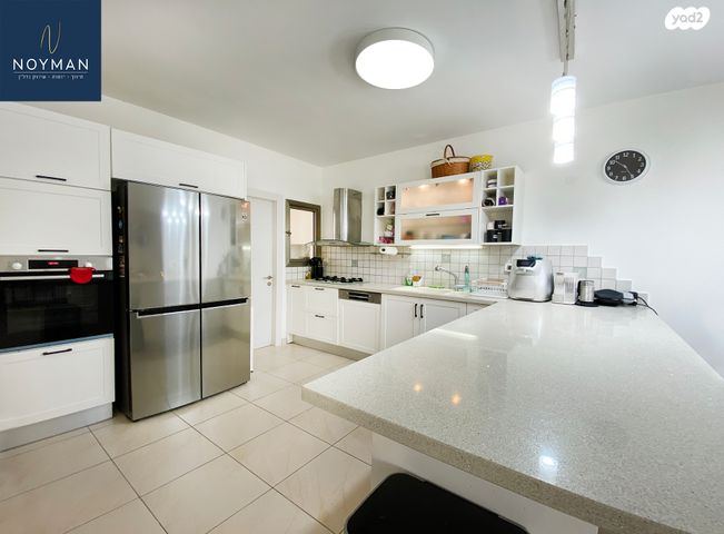 דירה, ד"ר יהודה פרח 4, נתניה