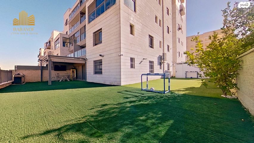 דירת גן, עמנואל זיסמן, חומת שמואל, הר חומה, ירושלים