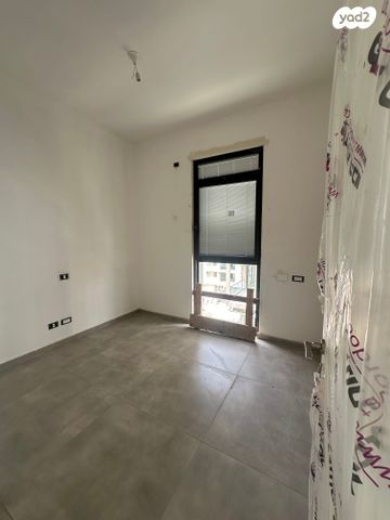 דירה, דרך שלמה, תל אביב יפו