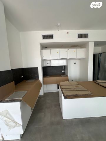 דירה, דרך שלמה, תל אביב יפו