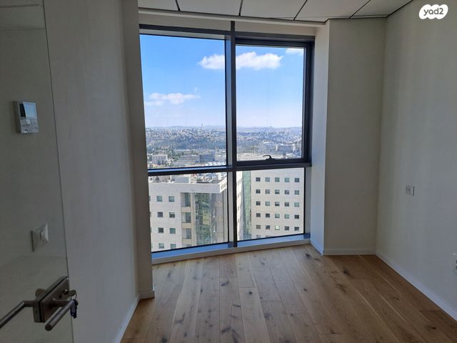 משרדים, כנפי נשרים, אזור תעשיה גבעת שאול, ירושלים