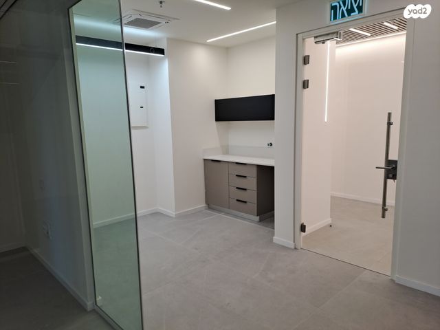 משרדים, כנפי נשרים, אזור תעשיה גבעת שאול, ירושלים