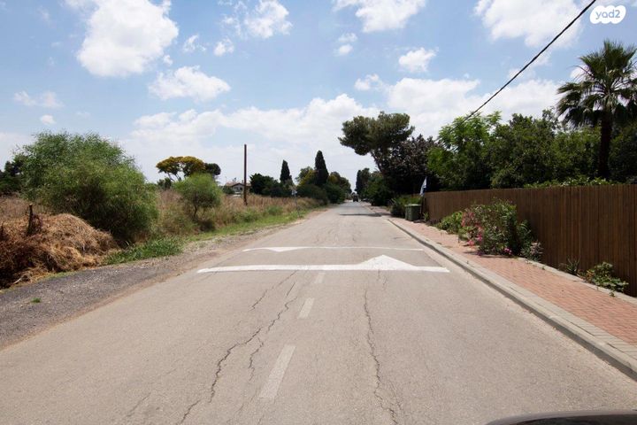 משק חקלאי/ נחלה, האתרוג, גנות