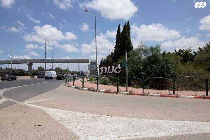 משק חקלאי/ נחלה, האתרוג, גנות