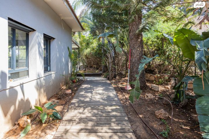 בית פרטי/ קוטג', חרוב, ראש העין