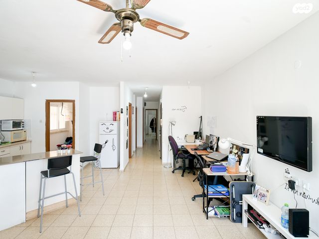 דירה, ששת הימים 3, רובע ד', אריאל