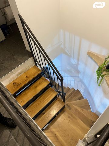 גג/ פנטהאוז, ברטנורא, המרכז השקט / מרכז העיר, פתח תקווה