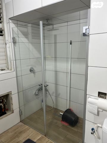 גג/ פנטהאוז, ברטנורא, המרכז השקט / מרכז העיר, פתח תקווה