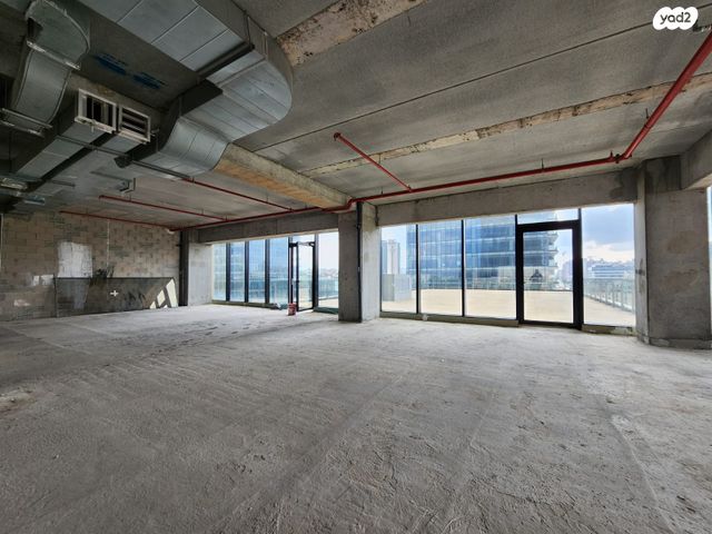 משרדים, פתח תקווה