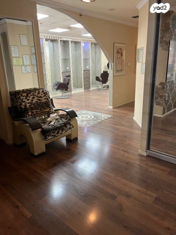 חנויות/ שטח מסחרי, בת ים