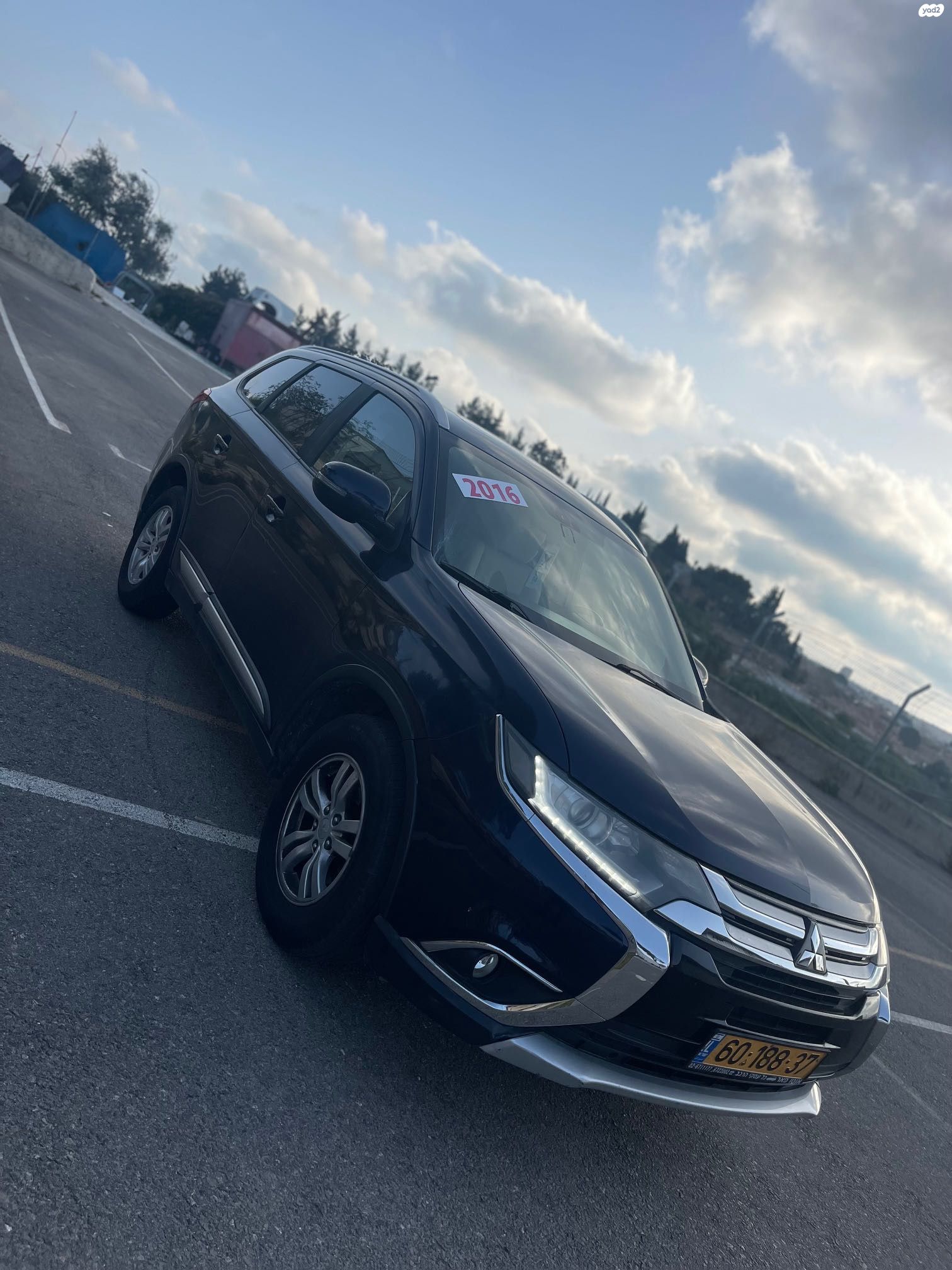 מודעת רכב מיצובישי אאוטלנדר