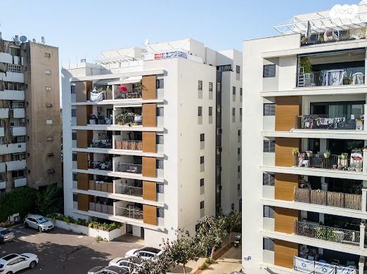 גג/ פנטהאוז, דרך הטייסים 58, נווה חן, תל אביב יפו